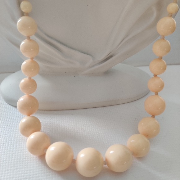 Vintage 60s Faux Ivory Long Necklace - Picture 5 of 10